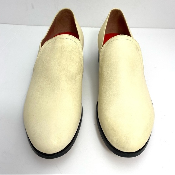 Paul Smith Slip on Leather Classic Loafer in Cream - Picture 3 of 11
